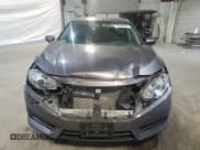 ✅ 2017 Honda Civic LX • VIN: 19XFC2F57HE230542 • Lot: 93558545. Wystawiony na Copart z przebiegiem 49 922 mil. Bezpłatny archiwum sprzedaży aukcyjnych z USA i szczegółowy raport historii pojazdu na DreamBid. Zdjęcie 5.