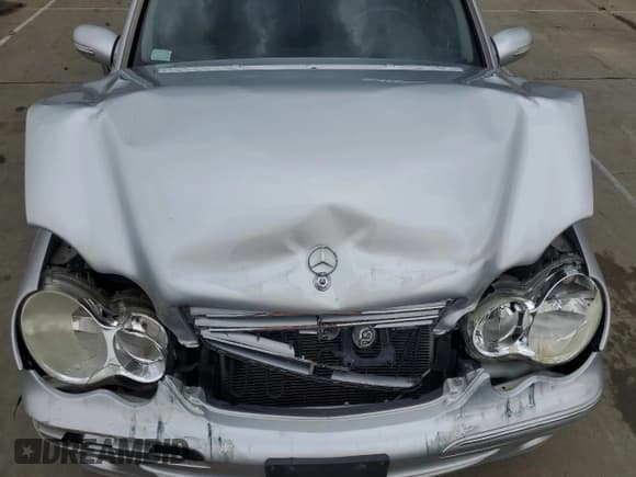 ✅ 2007 Mercedes-Benz C 280 Luxury • VIN: WDBRF92H37F931921 • Lot: 52728455. Wystawiony na Copart z przebiegiem 159 722 mil. Bezpłatny archiwum sprzedaży aukcyjnych z USA i szczegółowy raport historii pojazdu na DreamBid. Zdjęcie 11.