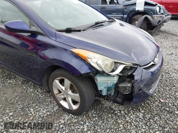 ✅ 2013 Hyundai Elantra GLS • VIN: 5NPDH4AE6DH172232 • Lot: 42624356. Listed on IAAI with 159,042 mi. Free auction sales archive from the USA and detailed vehicle history report at DreamBid. Image 6.