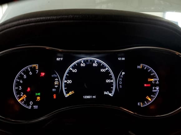 ✅ 2015 Jeep Grand Cherokee Overland • VIN: 1C4RJFCGXFC783674 • Lot: 80116275. Wystawiony na Copart z przebiegiem 123 601 mil. Bezpłatny archiwum sprzedaży aukcyjnych z USA i szczegółowy raport historii pojazdu na DreamBid. Zdjęcie 9.