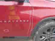 2018 Chevrolet Traverse RS с VIN 1GNERJKX4JJ107373, выставлен на аукционе IAAI как лот 42525180 с пробегом 104 143 миль миль и . История ставок и продаж доступна на DreamBid. Изображение 17.