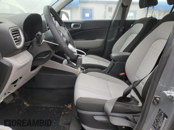 ✅ 2022 Hyundai Venue SEL • VIN: KMHRC8A34NU173473 • Lot: 44974405. Listed on Copart with 15,518 mi. Free auction sales archive from the USA and detailed vehicle history report at DreamBid. Image 7.