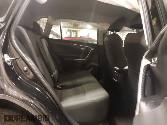 ✅ 2020 Toyota RAV4 XLE • VIN: 2T3P1RFV8LC091538 • Lot: 43459043. Listed on IAAI with 70,527 mi. Free auction sales archive from the USA and detailed vehicle history report at DreamBid. Image 8.