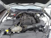 ✅ 2019 Ford Mustang EcoBoost Premium • VIN: 1FATP8UH8K5131213 • Lot: 43594613. Wystawiony na IAAI z przebiegiem 59 502 mil. Bezpłatny archiwum sprzedaży aukcyjnych z USA i szczegółowy raport historii pojazdu na DreamBid. Zdjęcie 10.