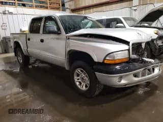 ✅ 2003 Dodge Dakota • VIN: 1D7HG38Z93S120302 • Lot: 50650255. Wystawiony na Copart z przebiegiem 196 681 mil. Bezpłatny archiwum sprzedaży aukcyjnych z USA i szczegółowy raport historii pojazdu na DreamBid. Zdjęcie 4.