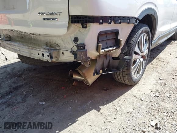 ✅ 2020 Subaru Ascent Limited • VIN: 4S4WMAPDXL3421851 • Lot: 42245519. Wystawiony na IAAI z przebiegiem 117 649 mil. Bezpłatny archiwum sprzedaży aukcyjnych z USA i szczegółowy raport historii pojazdu na DreamBid. Zdjęcie 21.