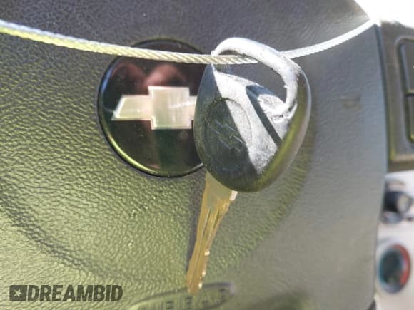 ✅ 2005 Chevrolet Equinox LT • VIN: 2CNDL63F256124647 • Лот: 41670469. Опубликован ранее на IAAI с пробегом 205 816 миль. Бесплатный доступ к архиву аукционных продаж из США и подробный отчёт об истории автомобиля на DreamBid. Изображение 11.