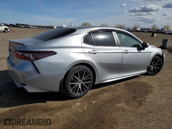 2022 Toyota Camry SE with VIN 4T1S11AK0NU681638, listed as a Copart auction lot 85186735 with 61,375 mi miles and Salvage title. Bid and sale history available at DreamBid. Image 3.