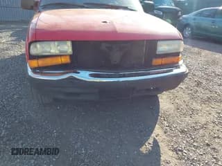 ✅ 1999 Chevrolet Blazer LT • VIN: 1GNDT13WXX2177269 • Lot: 42095422. Wystawiony na IAAI z przebiegiem 210 049 mil. Bezpłatny archiwum sprzedaży aukcyjnych z USA i szczegółowy raport historii pojazdu na DreamBid. Zdjęcie 6.