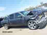 2010 Chevrolet Silverado 1500 LT z VIN 3GCRCSEA5AG129117, wystawiony jako IAAI lot #42391690 z przebiegiem 199 087 mil mil oraz . Historia ofert i sprzedaży dostępna na DreamBid. Obrazek 13.