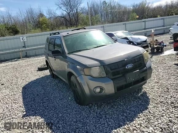 ✅ 2012 Ford Escape XLT • VIN: 1FMCU9DG3CKA87281 • Лот: 49702405. Опубликован ранее на Copart с пробегом 220 244 миль. Бесплатный доступ к архиву аукционных продаж из США и подробный отчёт об истории автомобиля на DreamBid. Изображение 12.