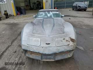 1982 Chevrolet Corvette с VIN 1G1AY8781C5111051, выставлен на аукционе Copart как лот 69101204 с пробегом Не указан миль и Списание • Salvage title. История ставок и продаж доступна на DreamBid. Изображение 5.