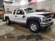 ✅ 1997 Chevrolet Silverado 1500 • VIN: 2GCEK19M1V1217306 • Lot: 70371685. Wystawiony na Copart z przebiegiem 185 208 mil. Bezpłatny archiwum sprzedaży aukcyjnych z USA i szczegółowy raport historii pojazdu na DreamBid. Zdjęcie 4.