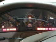 ✅ 1995 Mercedes-Benz S 320 • VIN: WDBGA33E0SA242786 • Lot: 62931024. Listed on Copart with 223,176 mi. Free auction sales archive from the USA and detailed vehicle history report at DreamBid. Image 9.