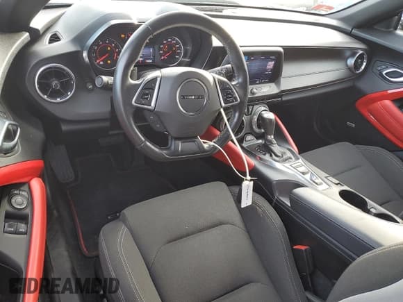 ✅ 2021 Chevrolet Camaro LT1 • VIN: 1G1FF1R79M0134843 • Lot: 86298155. Listed on Copart with 11,104 mi. Free auction sales archive from the USA and detailed vehicle history report at DreamBid. Image 8.