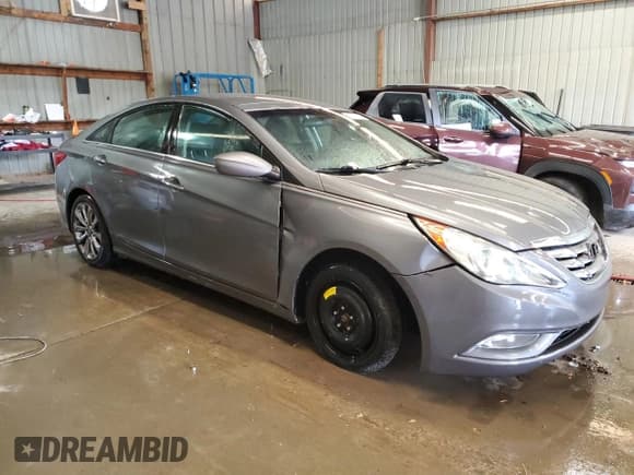 ✅ 2011 Hyundai Sonata Limited • VIN: 5NPEC4ACXBH236772 • Лот: 82317185. Опубликован ранее на Copart с пробегом 187 759 миль. Бесплатный доступ к архиву аукционных продаж из США и подробный отчёт об истории автомобиля на DreamBid. Изображение 4.