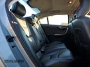 ✅ 2013 Volvo S60 T5 • VIN: YV1612FH3D2233438 • Lot: 91396345. Wystawiony na Copart z przebiegiem 69 247 mil. Bezpłatny archiwum sprzedaży aukcyjnych z USA i szczegółowy raport historii pojazdu na DreamBid. Zdjęcie 10.