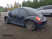 ✅ 2010 Volkswagen Beetle • VIN: 3VWPW3AG9AM020589 • Лот: 92637185. Опубликован ранее на Copart с пробегом 174 932 миль. Бесплатный доступ к архиву аукционных продаж из США и подробный отчёт об истории автомобиля на DreamBid. Изображение 2.