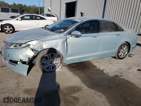 ✅ 2014 Lincoln MKZ Hybrid • VIN: 3LN6L2LUXER813280 • Лот: 83327564. Опубликован ранее на Copart с пробегом 42 998 миль. Бесплатный доступ к архиву аукционных продаж из США и подробный отчёт об истории автомобиля на DreamBid. Изображение 1.