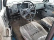 ✅ 1992 Chevrolet S-10 • VIN: 1GCCS14R6N8218748 • Lot: 92470245. Wystawiony na Copart z przebiegiem 237 123 mil. Bezpłatny archiwum sprzedaży aukcyjnych z USA i szczegółowy raport historii pojazdu na DreamBid. Zdjęcie 8.