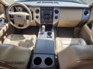 ✅ 2013 Ford Expedition XLT • VIN: 1FMJU1J57DEF47893 • Lot: 70182695. Listed on Copart with 121,192 mi. Free auction sales archive from the USA and detailed vehicle history report at DreamBid. Image 8.