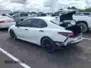 2022 Toyota Camry SE z VIN 4T1T11AK3NU066747, wystawiony jako IAAI lot #42347249 z przebiegiem 112 765 mil mil oraz . Historia ofert i sprzedaży dostępna na DreamBid. Obrazek 3.