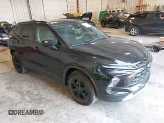 2023 Chevrolet Blazer LT z VIN 3GNKBHR47PS220141, wystawiony jako IAAI lot #43180708 z przebiegiem 29 473 mil mil oraz . Historia ofert i sprzedaży dostępna na DreamBid. Obrazek 1.
