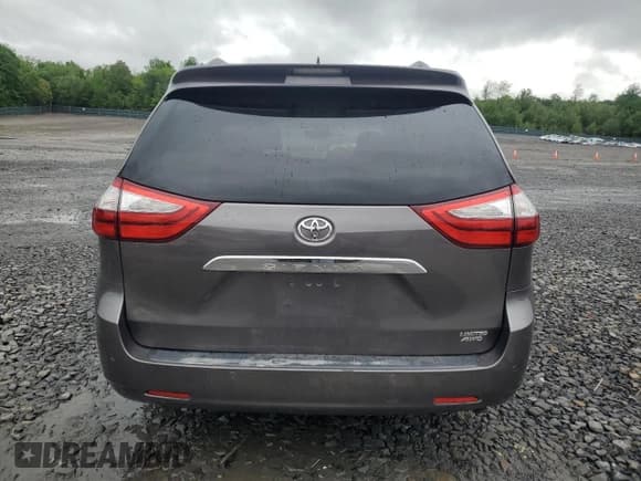 ✅ 2015 Toyota Sienna Limited • VIN: 5TDDK3DC7FS094949 • Lot: 57659845. Listed on Copart with 112,949 mi. Free auction sales archive from the USA and detailed vehicle history report at DreamBid. Image 6.