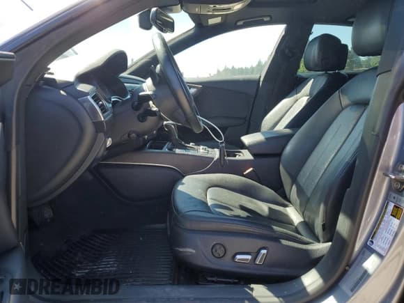 ✅ 2017 Audi A7 Premium Plus • VIN: WAUW2AFCXHN120945 • Лот: 66336185. Опубликован ранее на Copart с пробегом 82 847 миль. Бесплатный доступ к архиву аукционных продаж из США и подробный отчёт об истории автомобиля на DreamBid. Изображение 7.