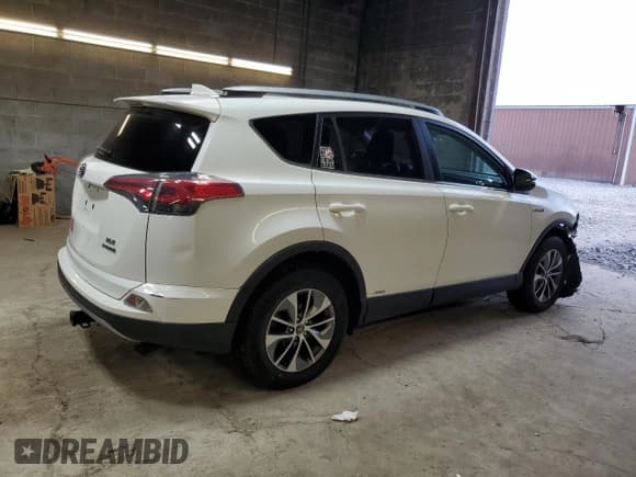 ✅ 2017 Toyota RAV4 XLE • VIN: JTMRJREV9HD079444 • Lot: 91396975. Listed on Copart with 84,959 mi. Free auction sales archive from the USA and detailed vehicle history report at DreamBid. Image 3.