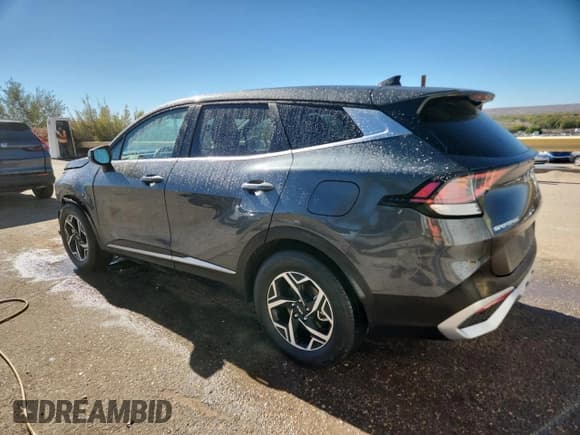 ✅ 2024 Kia Sportage LX • VIN: KNDPU3DF5R7235274 • Lot: 90418765. Listed on Copart with 47,456 mi. Free auction sales archive from the USA and detailed vehicle history report at DreamBid. Image 2.