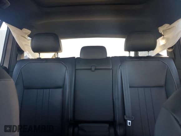 ✅ 2022 Volkswagen Tiguan SE R-Line Black • VIN: 3VV8B7AX9NM053920 • Lot: 90597065. Wystawiony na Copart z przebiegiem 51 631 mil. Bezpłatny archiwum sprzedaży aukcyjnych z USA i szczegółowy raport historii pojazdu na DreamBid. Zdjęcie 10.