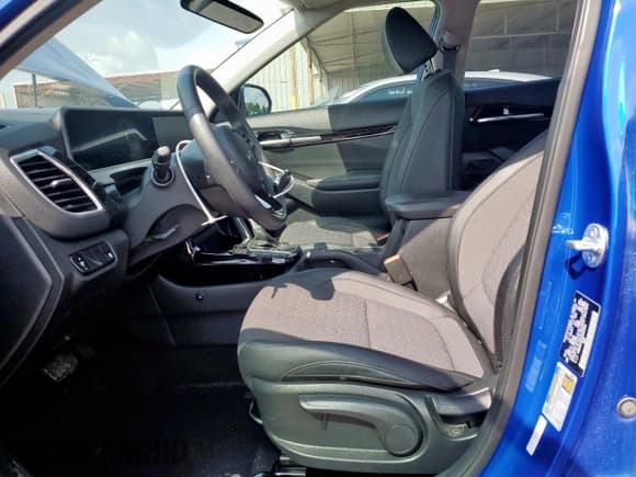 ✅ 2024 Kia Seltos X-Line • VIN: KNDEUCA70R7559172 • Lot: 58462705. Listed on Copart with 12,525 mi. Free auction sales archive from the USA and detailed vehicle history report at DreamBid. Image 7.