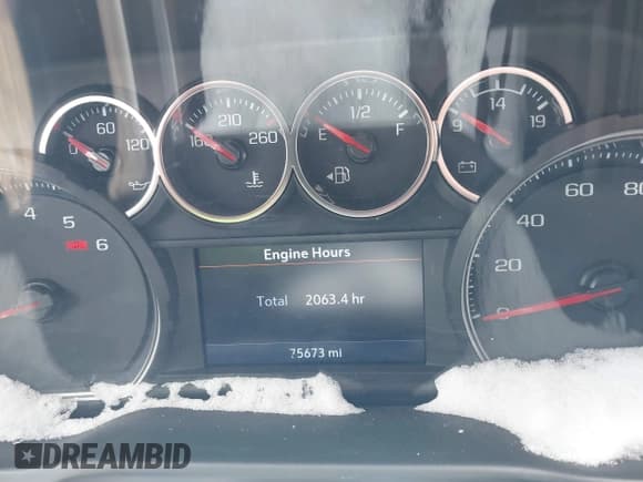 ✅ 2022 Chevrolet Silverado 1500 LT Trail Boss • VIN: 1GCPYFEDXNZ233067 • Lot: 41618201. Wystawiony na IAAI z przebiegiem 75 673 mil. Bezpłatny archiwum sprzedaży aukcyjnych z USA i szczegółowy raport historii pojazdu na DreamBid. Zdjęcie 7.