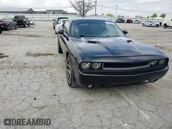 ✅ 2013 Dodge Challenger Rallye Redline • VIN: 2C3CDYAG8DH581829 • Lot: 73799044. Wystawiony na Copart z przebiegiem 163 076 mil. Bezpłatny archiwum sprzedaży aukcyjnych z USA i szczegółowy raport historii pojazdu na DreamBid. Zdjęcie 10.