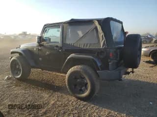 ✅ 2013 Jeep Wrangler Sport • VIN: 1C4AJWAG6DL582738 • Лот: 81096975. Опубликован ранее на Copart с пробегом 91 859 миль. Бесплатный доступ к архиву аукционных продаж из США и подробный отчёт об истории автомобиля на DreamBid. Изображение 2.