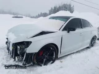 ✅ 2018 Audi RS 3 • VIN: WUABWGFF1J1900271 • Лот: 86164004. Опубликован ранее на Copart с пробегом 98 610 миль. Бесплатный доступ к архиву аукционных продаж из США и подробный отчёт об истории автомобиля на DreamBid. Изображение 1.