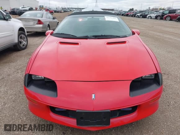 ✅ 1997 Chevrolet Camaro Z28 • VIN: 2G1FP32P6V2110373 • Lot: 43796484. Wystawiony na IAAI z przebiegiem 201 319 mil. Bezpłatny archiwum sprzedaży aukcyjnych z USA i szczegółowy raport historii pojazdu na DreamBid. Zdjęcie 6.
