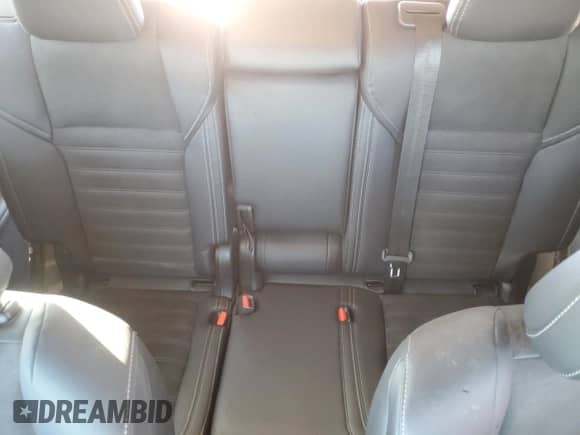 2024 Mitsubishi Outlander SE z VIN JA4J3VA86RZ032807, wystawiony jako Copart lot #85314055 z przebiegiem 32 122 mil mil oraz Szkoda całkowita • Salvage title. Historia ofert i sprzedaży dostępna na DreamBid. Obrazek 10.