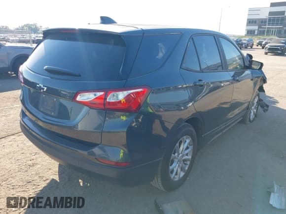 ✅ 2020 Chevrolet Equinox LS • VIN: 3GNAXHEV6LS673513 • Lot: 43460259. Wystawiony na IAAI z przebiegiem 139 292 mil. Bezpłatny archiwum sprzedaży aukcyjnych z USA i szczegółowy raport historii pojazdu na DreamBid. Zdjęcie 4.