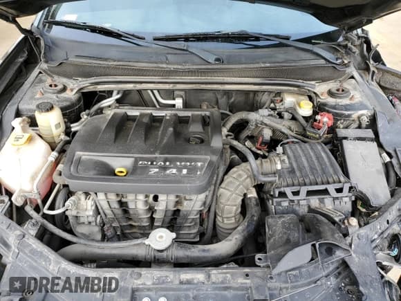 ✅ 2013 Dodge Avenger SXT • VIN: 1C3CDZCB1DN576308 • Lot: 85287664. Wystawiony na Copart z przebiegiem 148 011 mil. Bezpłatny archiwum sprzedaży aukcyjnych z USA i szczegółowy raport historii pojazdu na DreamBid. Zdjęcie 13.