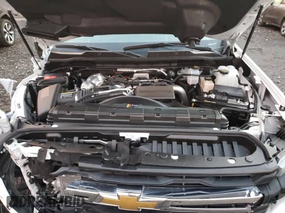 2025 Chevrolet Silverado 2500HD LT z VIN 2GC4KNEY8S1140523, wystawiony jako Copart lot #86786685 z przebiegiem 310 mil mil oraz Szkoda całkowita • Salvage title. Historia ofert i sprzedaży dostępna na DreamBid. Obrazek 11.