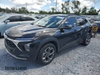 2024 Chevrolet Trax LT с VIN KL77LHE29RC212418, выставлен на аукционе Copart как лот 81429235 с пробегом 15 620 миль миль и Списание • Salvage title. История ставок и продаж доступна на DreamBid. Изображение 1.