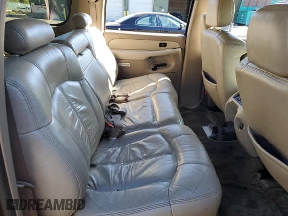 2002 Chevrolet Suburban LT с VIN 1GNFK16Z52J169919, выставлен на аукционе Copart как лот 69862874 с пробегом 271 901 миль миль и Списание • Salvage title. История ставок и продаж доступна на DreamBid. Изображение 11.