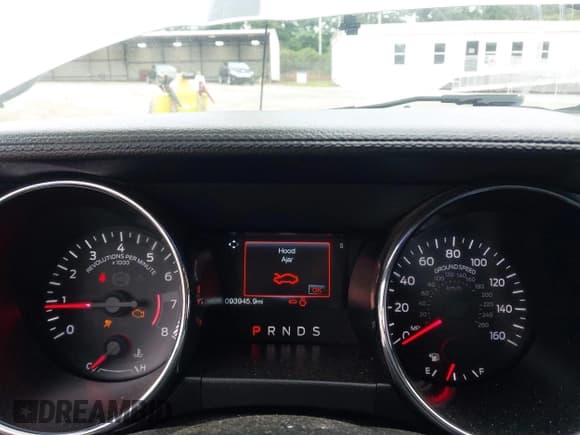 ✅ 2017 Ford Mustang V6 • VIN: 1FA6P8AM2H5208682 • Lot: 42358650. Wystawiony na IAAI z przebiegiem 93 945 mil. Bezpłatny archiwum sprzedaży aukcyjnych z USA i szczegółowy raport historii pojazdu na DreamBid. Zdjęcie 7.