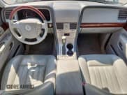 ✅ 2004 Lincoln Aviator Luxury • VIN: 5LMEU68H94ZJ19716 • Lot: 85882105. Wystawiony na Copart z przebiegiem 90 221 mil. Bezpłatny archiwum sprzedaży aukcyjnych z USA i szczegółowy raport historii pojazdu na DreamBid. Zdjęcie 8.