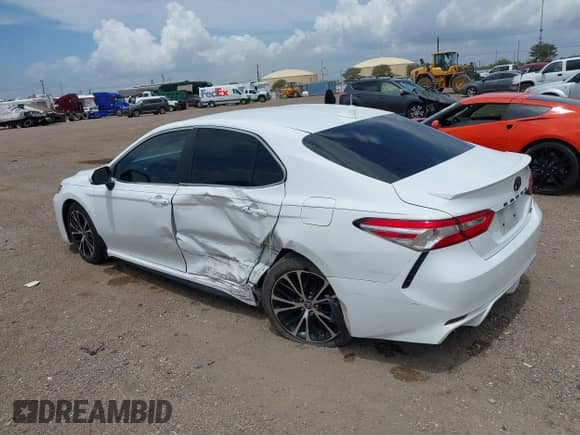 2020 Toyota Camry SE с VIN 4T1G11AKXLU384654, выставлен на аукционе IAAI как лот 43066734 с пробегом 34 945 миль миль и . История ставок и продаж доступна на DreamBid. Изображение 3.