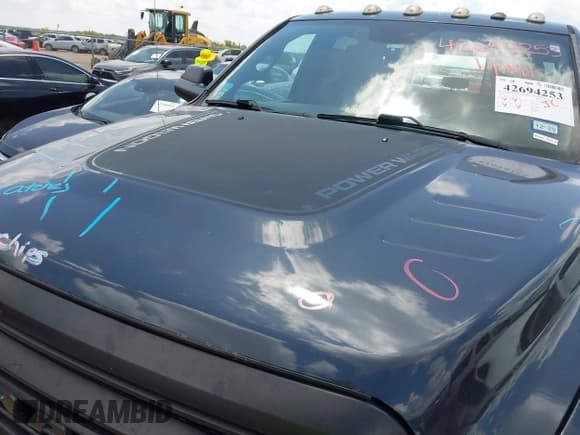 ✅ 2018 Ram 2500 Power Wagon • VIN: 3C6TR5EJ7JG170488 • Lot: 42694253. Listed on IAAI with 169,757 mi. Free auction sales archive from the USA and detailed vehicle history report at DreamBid. Image 6.