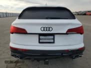✅ 2023 Audi SQ5 Sportback Premium Plus • VIN: WA124AFY1P2038636 • Лот: 43578025. Опубликован ранее на Copart с пробегом 27 257 миль. Бесплатный доступ к архиву аукционных продаж из США и подробный отчёт об истории автомобиля на DreamBid. Изображение 6.
