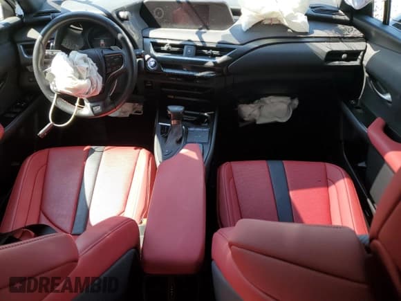 ✅ 2022 Lexus UX 250h F Sport • VIN: JTHR9JBH0N2061039 • Lot: 70824725. Listed on Copart with 39,154 mi. Free auction sales archive from the USA and detailed vehicle history report at DreamBid. Image 8.